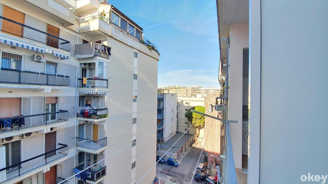 Blue Sky Rooftop Rooms - Bari Policlinico Buitenkant foto